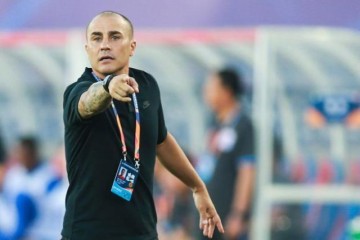 50次传中+28射一场围殴成平局 卡帅只剩蜜汁微笑