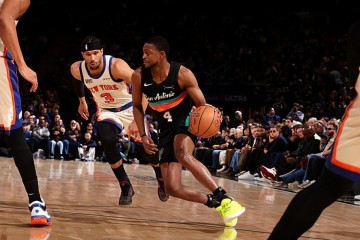 开云-被尼克斯各种打爆，马刺后场支柱怎么会突然间打出灾难级表现？